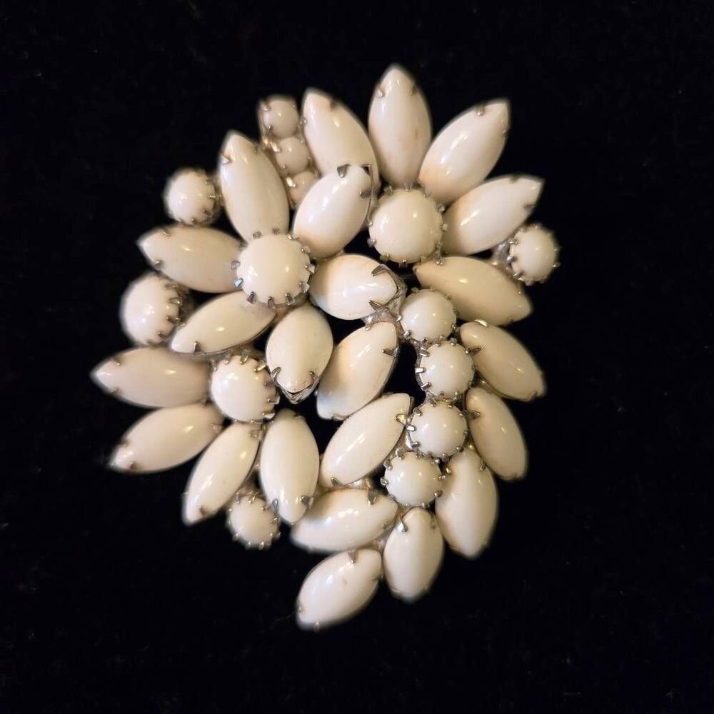 Vintage Milkglass Bead Brooch Pin 1960s